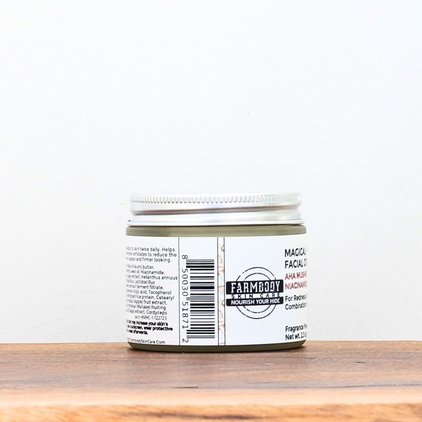 Magical Hydration Facial Cream Ingredients Farmbody Mushroom Skin Care with niacinamide and kojic acid to face dark spots picture shows barcode
